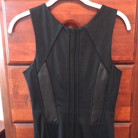 Barneys New York black fitted dress size 2 - Picture 5 of 9